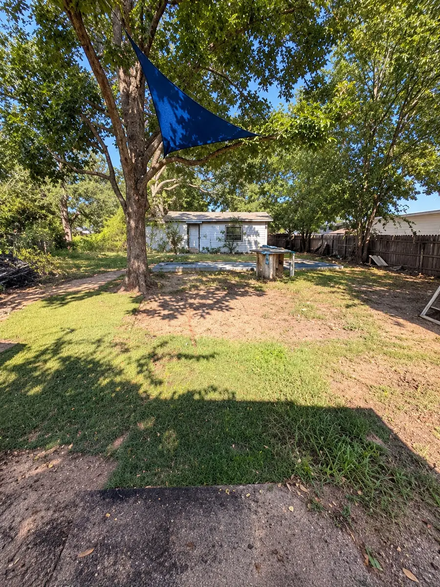 54 29th Street Nw, Paris, TX 75460 - #2