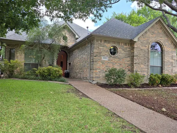 1121 Gabriel Lane, Fort Worth, TX 76116
