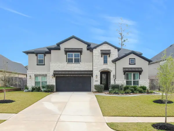 1067 Lakemont Bend Lane, Pinehurst, TX 77362