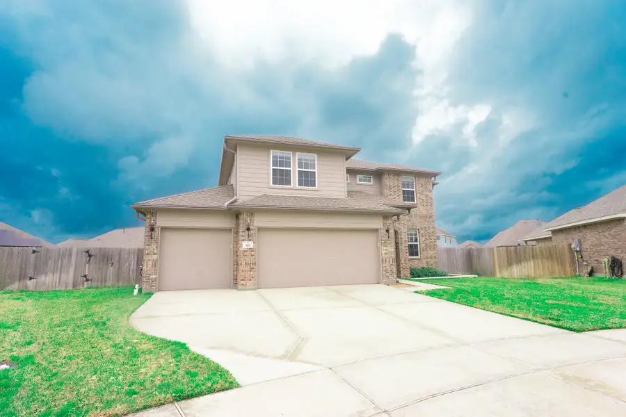 303 Vineyard Court, Alvin, TX 77511 - #2