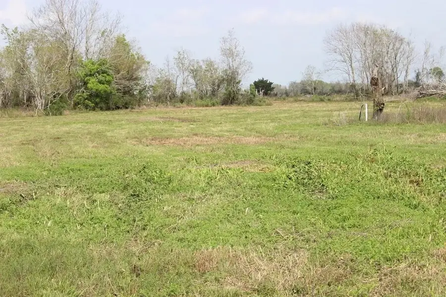 852 CR 303 Green Avenue, Palacios, TX 77465 - #3