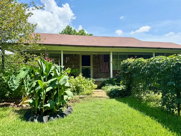 4393 State Highway 7 W, Crockett, TX 75835
