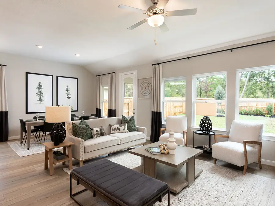 224 Raine Manor Court, Montgomery, TX 77316 - Image #2