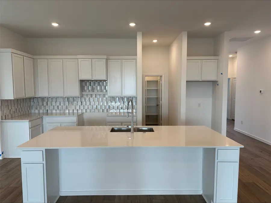 9111 Long Fin Drive, Baytown, TX 77521 - #2