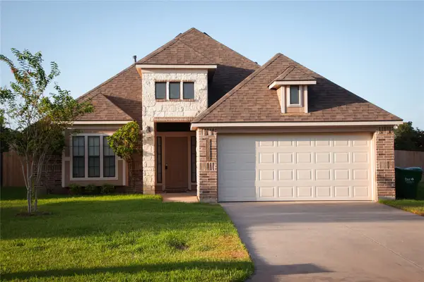 800 Cobble Gate, Brenham, TX 77833