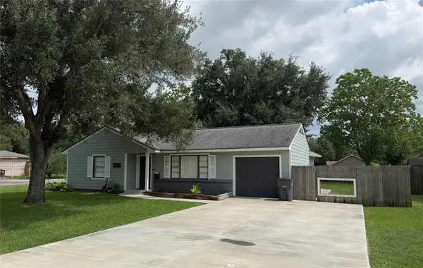 3116 12th Street, Bay City, TX 77414