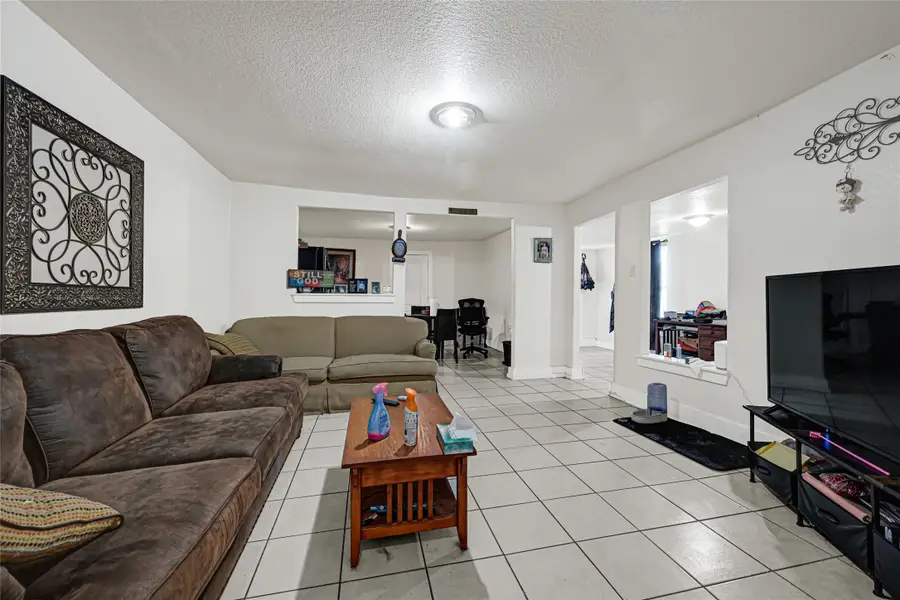 7401 Helmers Street, Houston, TX 77022 - #3