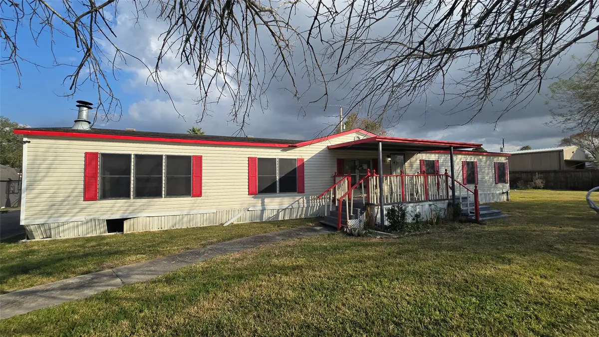 13406 Maudeas Drive, Crosby, TX 77532 - Image #1