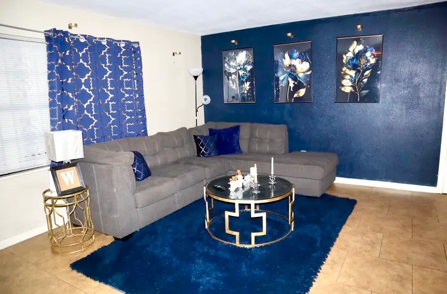 5715 Hirondel Street, Houston, TX 77033 - #3