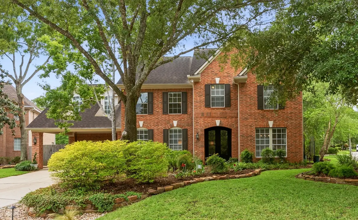 11 Mirror Ridge Court, The Woodlands, TX 77382 - #1