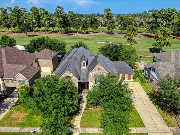 13926 Windwood Falls Lane, Humble, TX 77396