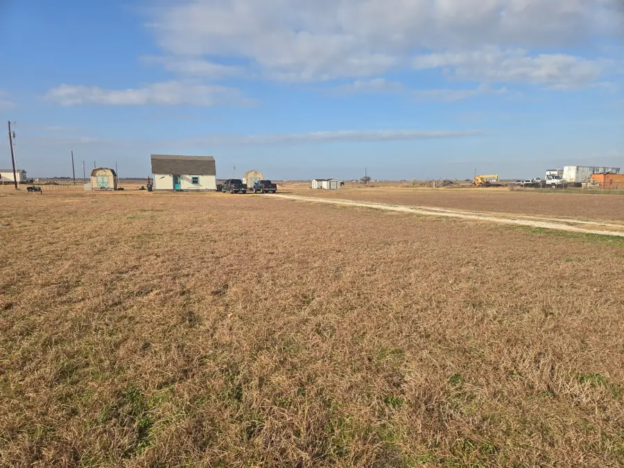 842 Wischkaemper Rd Road, Victoria, TX 77905 - #3