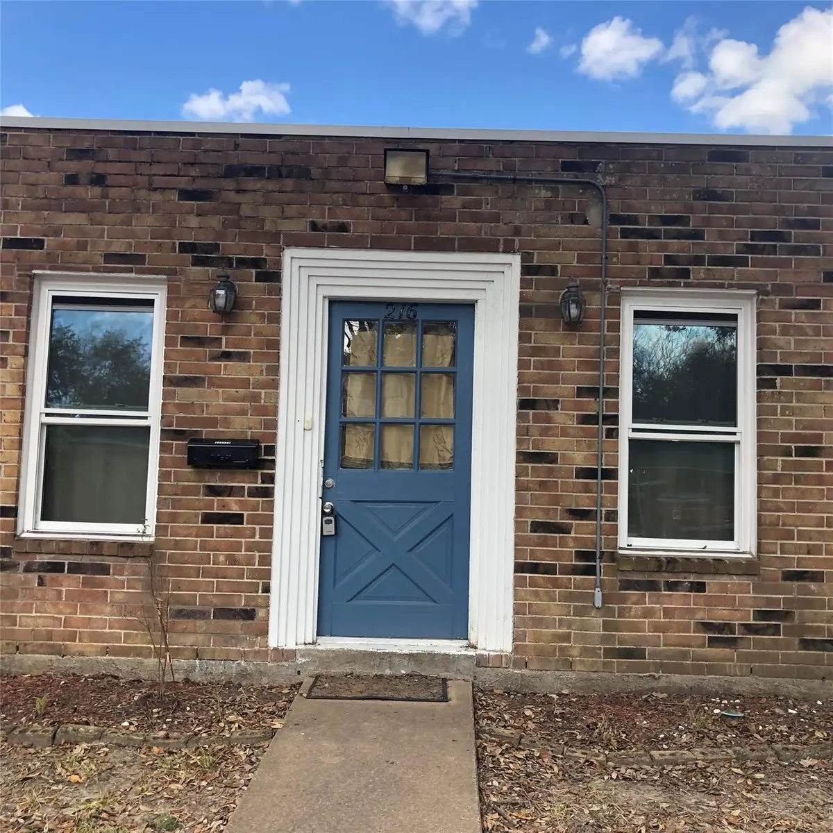 216 W G Street #216, La Porte, TX 77571 - #1