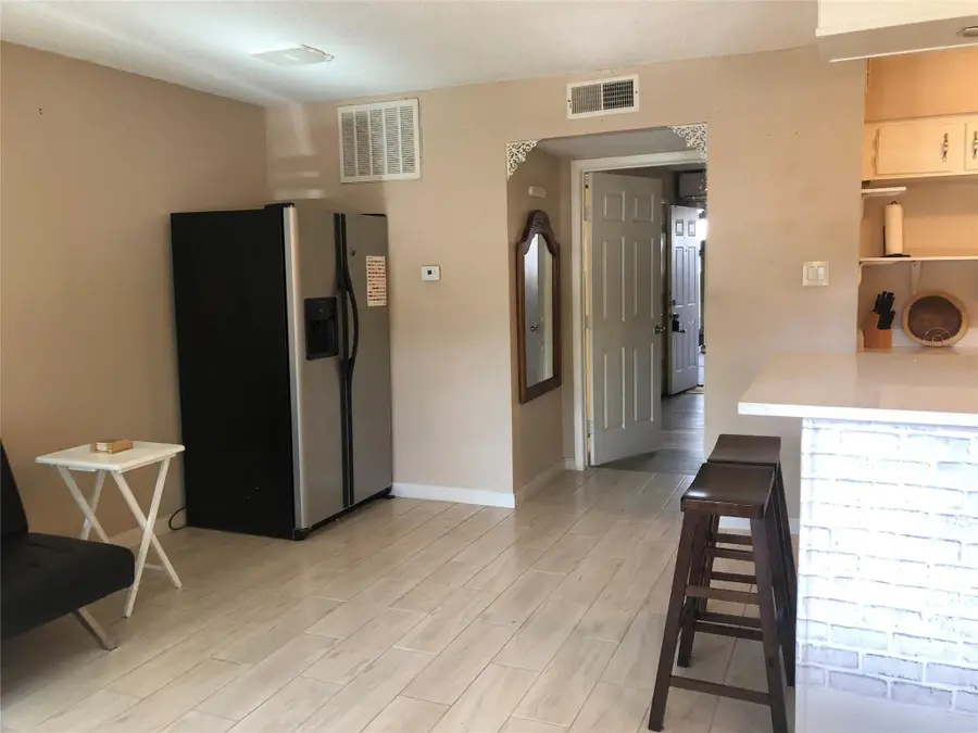 216 W G Street #216, La Porte, TX 77571 - #3