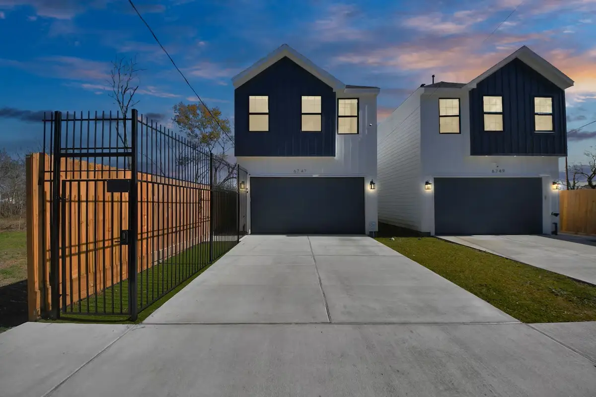 6747 Peerless Street, Houston, TX 77021 - #1