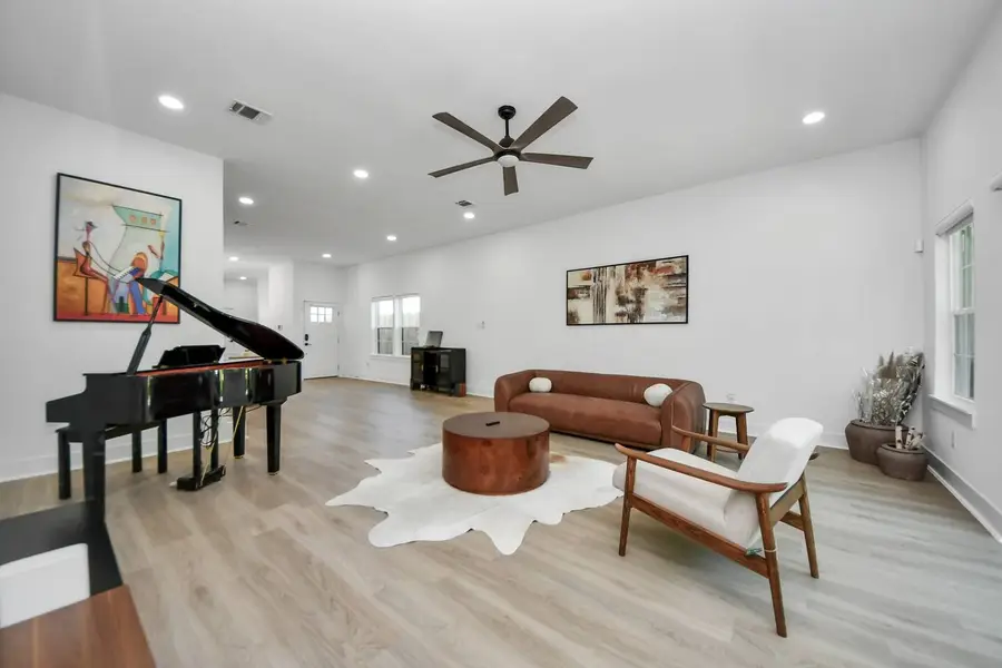 6747 Peerless Street, Houston, TX 77021 - #2