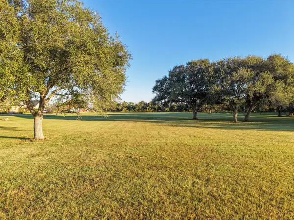 0 Cr-210, Danbury, TX 77534