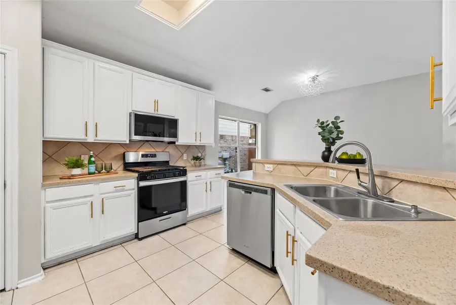 2706 Argos Drive, Missouri City, TX 77459 - Image #3