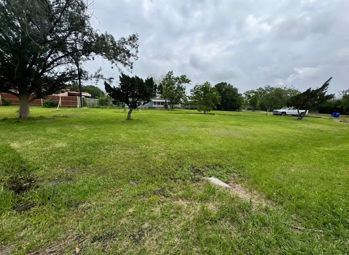 17218 Choctaw Street, Baytown, TX 77523 - #1
