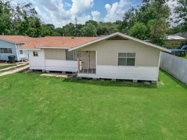 3606 Almeda Genoa Road, Houston, TX 77047