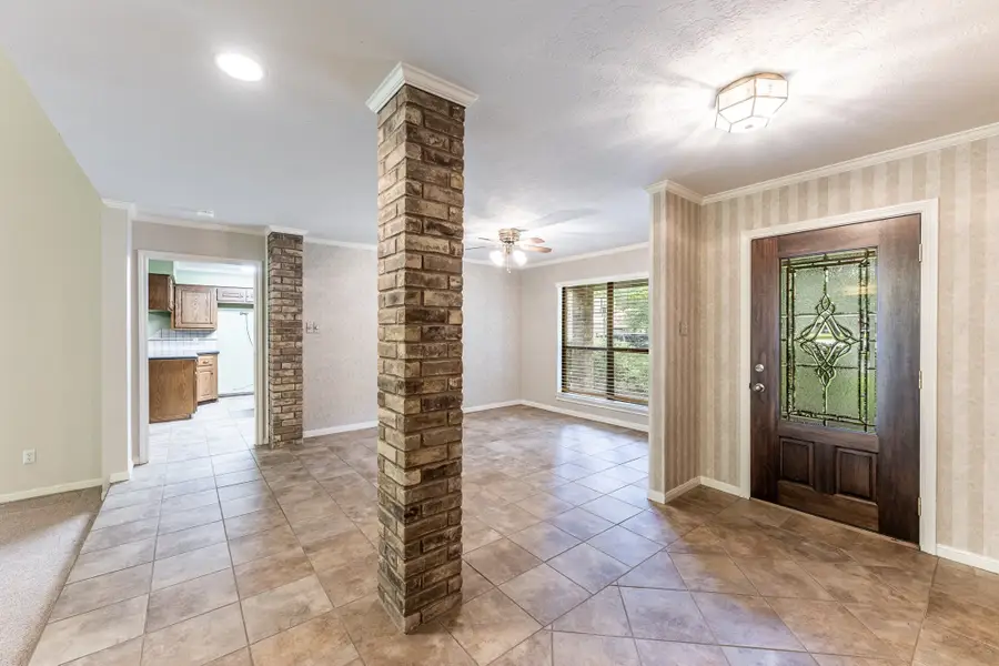 104 Oakview Circle, Huntsville, TX 77340 - Image #3