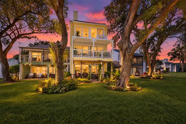 2011 Lakewood Court, Willis, TX 77318