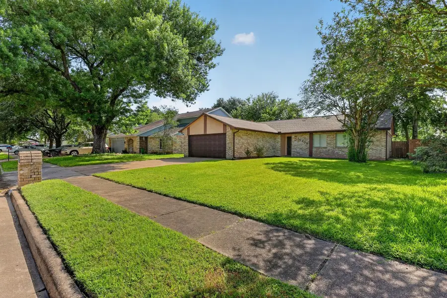 10206 Staghill Drive, Houston, TX 77064 - #2