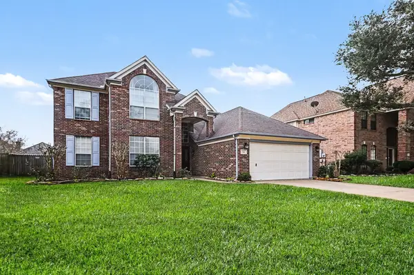 54 Parsley Court, Lake Jackson, TX 77566