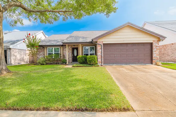 2615 Quarry Hill Road, Sugar Land, TX 77478