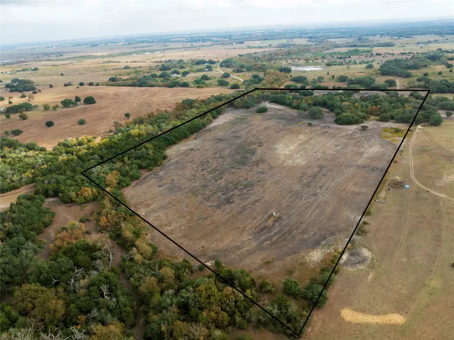 1250 Ladewig Lane, Schulenburg, TX 78956 - Image #2