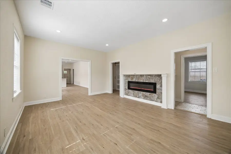 1109 Hays Street, Houston, TX 77009 - #2