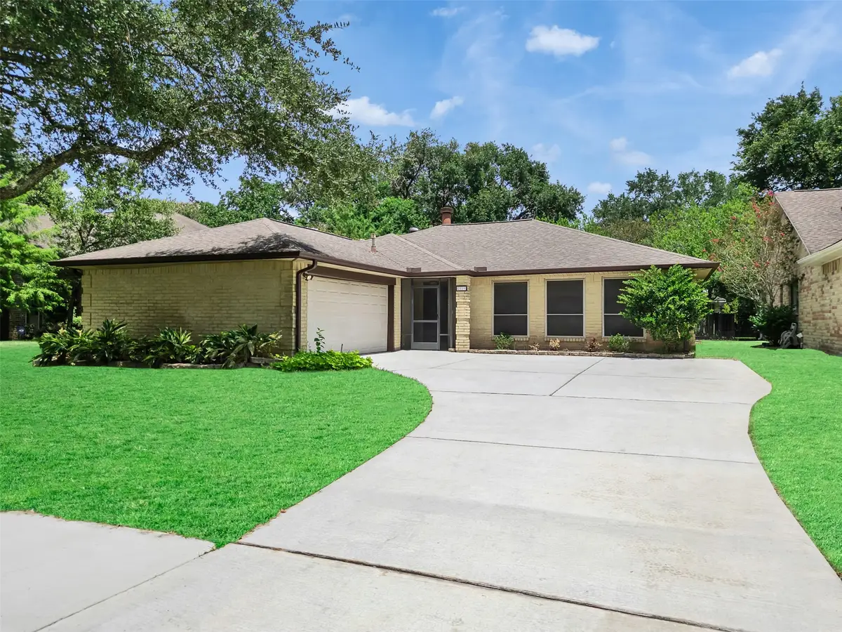 2819 Poplar Creek Lane, Pearland, TX 77584 - #1