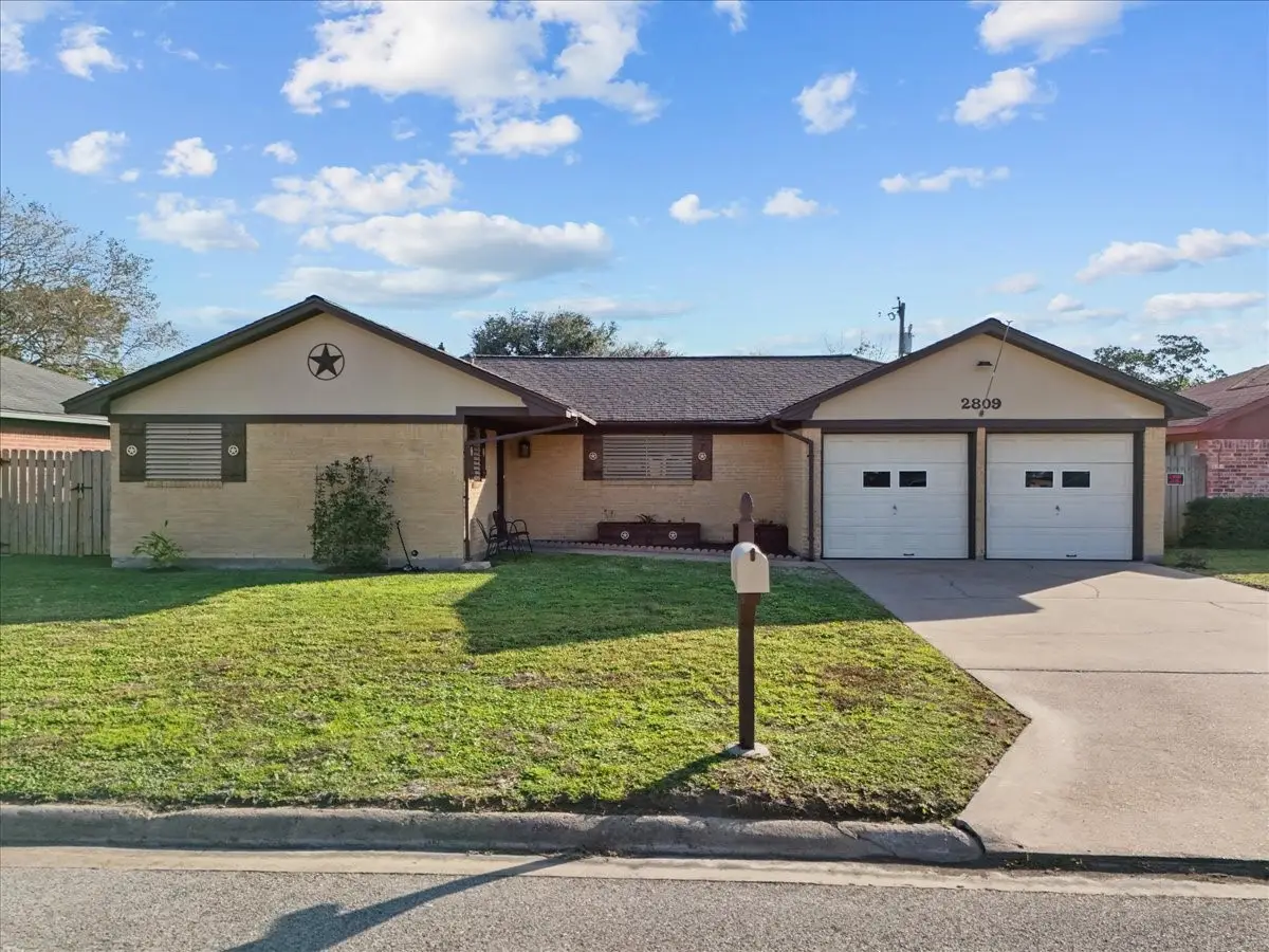 2809 Fairfield Avenue, Texas City, TX 77590 - Image #1