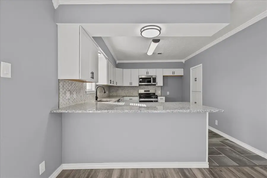 2809 Fairfield Avenue, Texas City, TX 77590 - Image #3