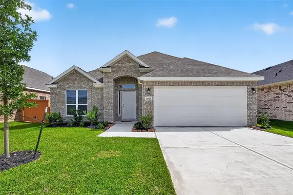 1108 Silver Maple Street, Magnolia, TX 77355