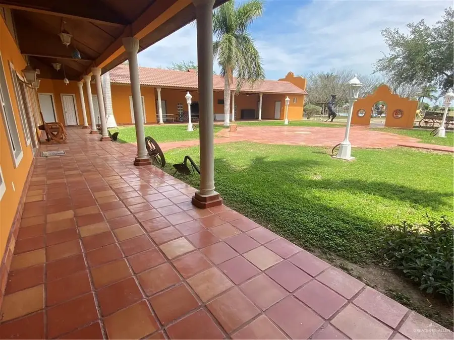 4113 Goodwin Street, Mission, TX 78574 - Image #2