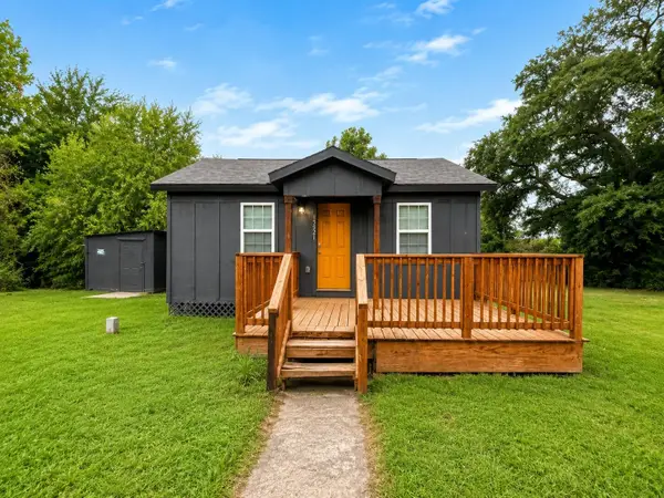 15521 Highway 6, Santa Fe, TX 77517