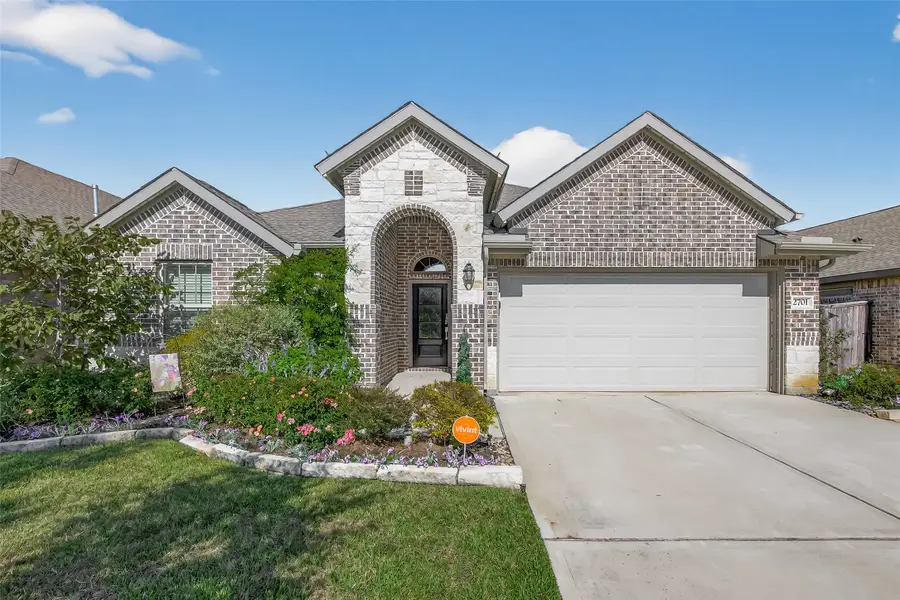 2701 Sagedale Drive, Conroe, TX 77301 - Image #2