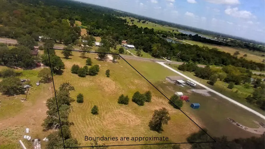 20514 Highway 90 N, Bedias, TX 77831 - #3