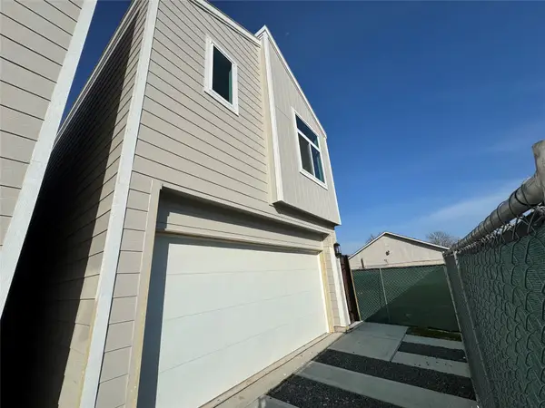 3227 Dennis Street, Houston, TX 77004