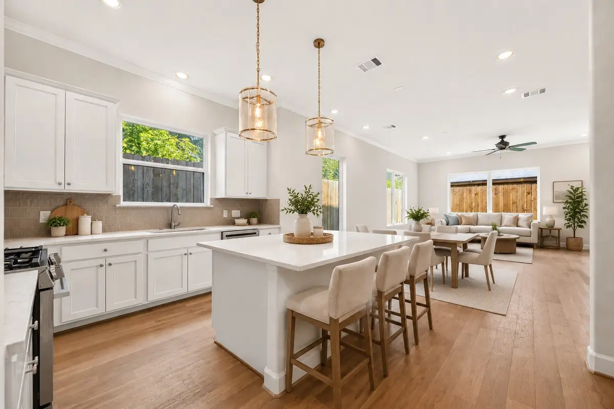 1530 W 34th Street, Houston, TX 77018 - #1