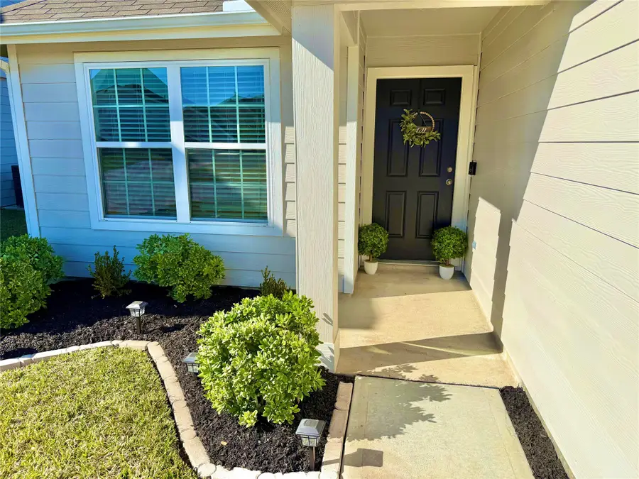 5322 Briana Dee Drive, Rosharon, TX 77583 - Image #3