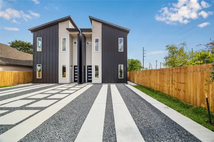 413 Clearwater Street #A/B, Houston, TX 77029 - #2