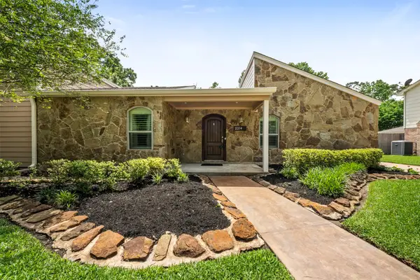 2214 Lakeville Dr Drive, Kingwood, TX 77339