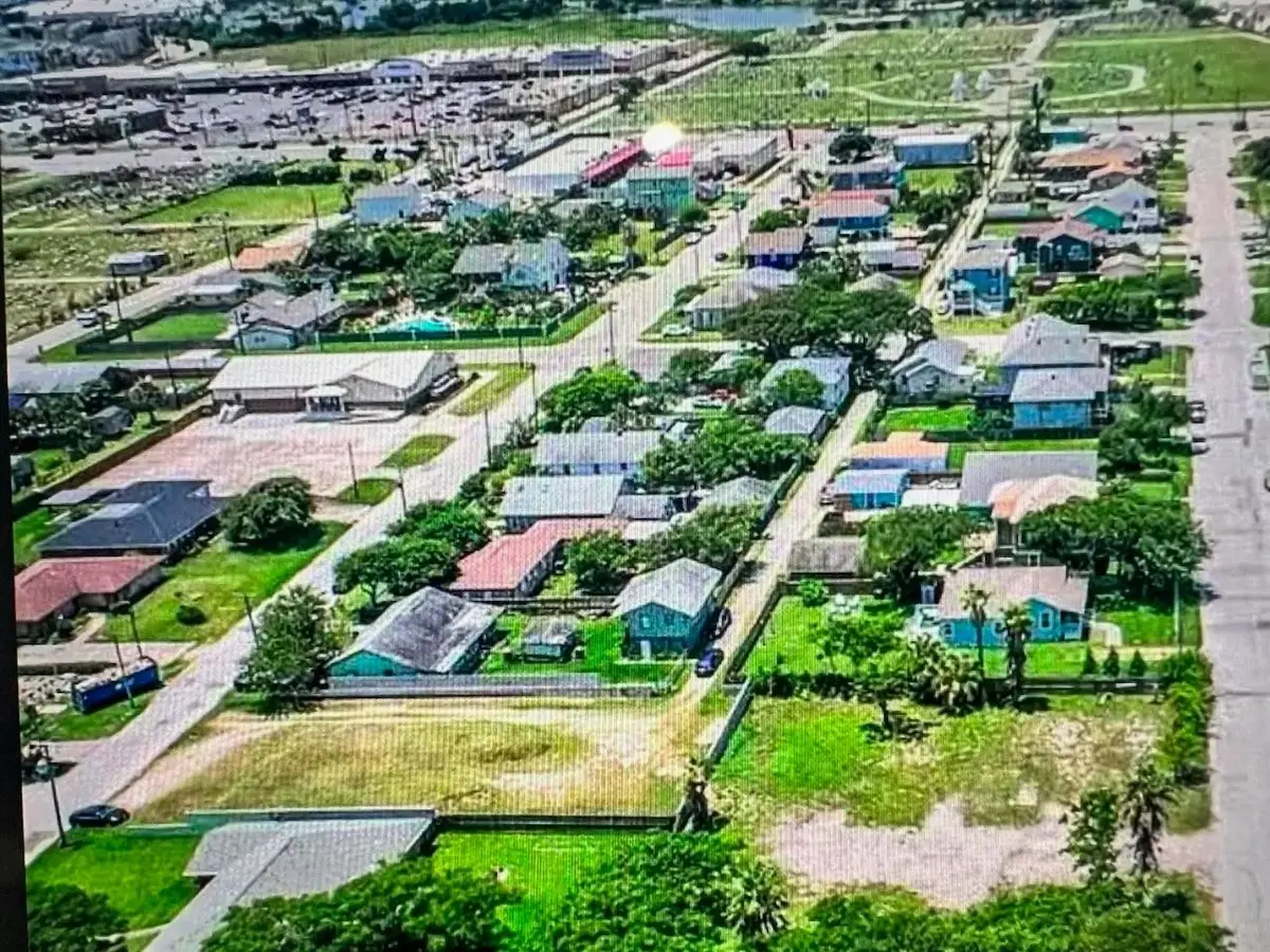 5724 Ave T, Galveston, TX 77550 - #1