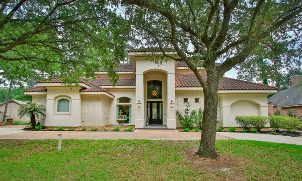 3210 Lazy Lake Lane, Montgomery, TX 77356