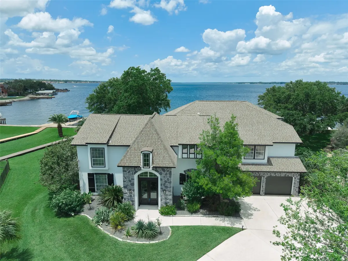 11706 Edgewater Court, Montgomery, TX 77356 - #1