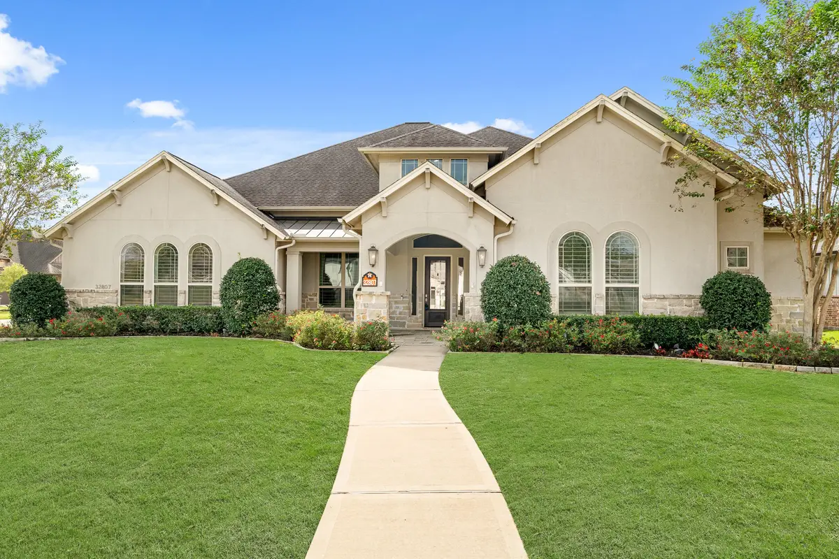 32807 Winslow Drive, Fulshear, TX 77441 - Image #1