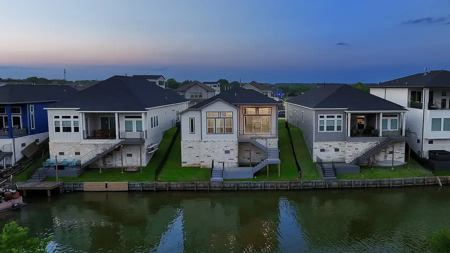 11021 N Lake Mist Lane, Willis, TX 77318 - Image #3