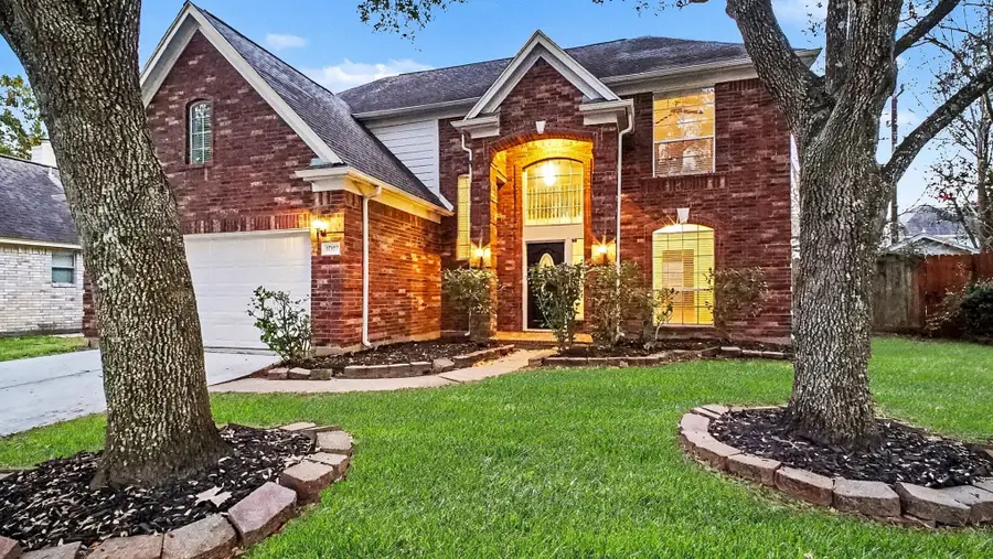 17927 Scenic Oaks Drive, Richmond, TX 77407 - Image #2